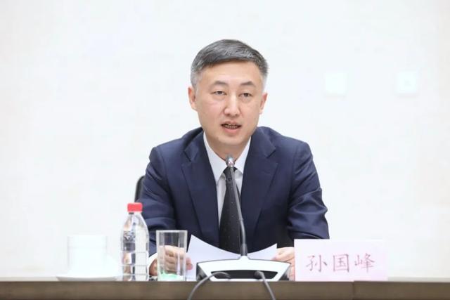 债市收盘|明日将召开增发国债项目推进电视电话会议，债市小幅震荡1bp左右