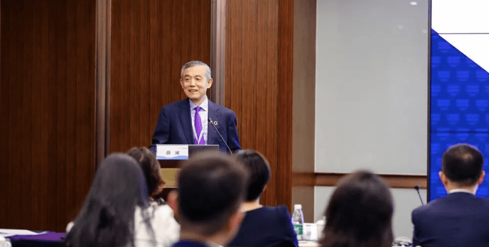 清华大学苏世民书院院长薛澜：装好刹车不等于人工智能能够安全上路