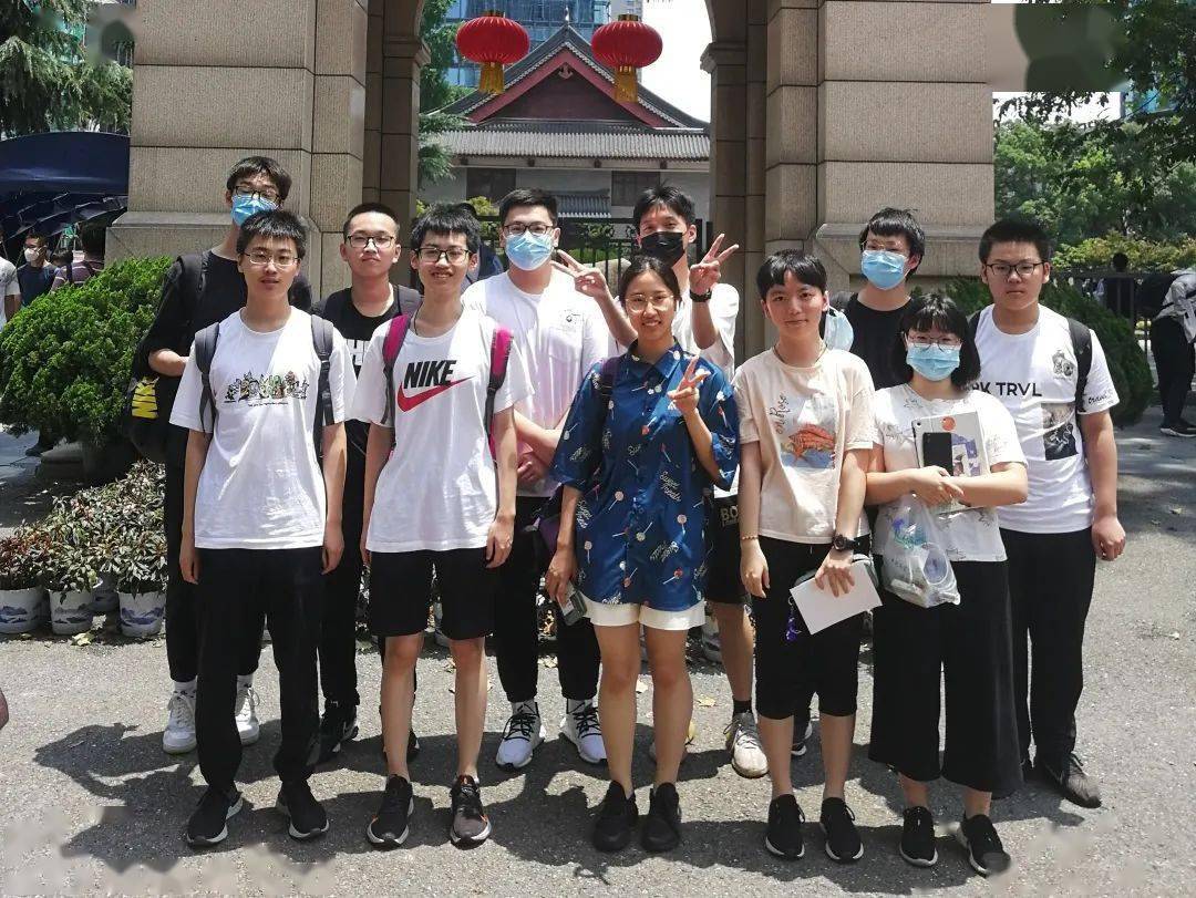 洪汇新材：截至2024年7月31日，公司股东人数是11,344户