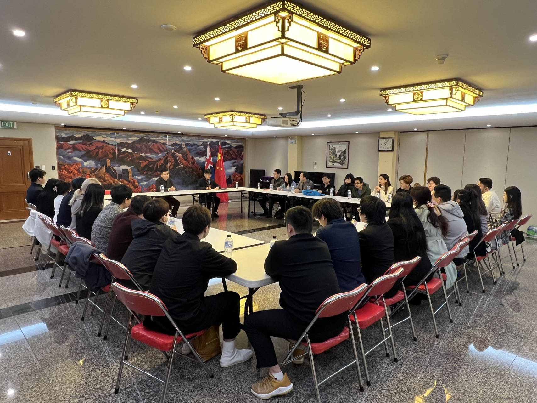 何颖总领事出席新西兰粤商会新春座谈会