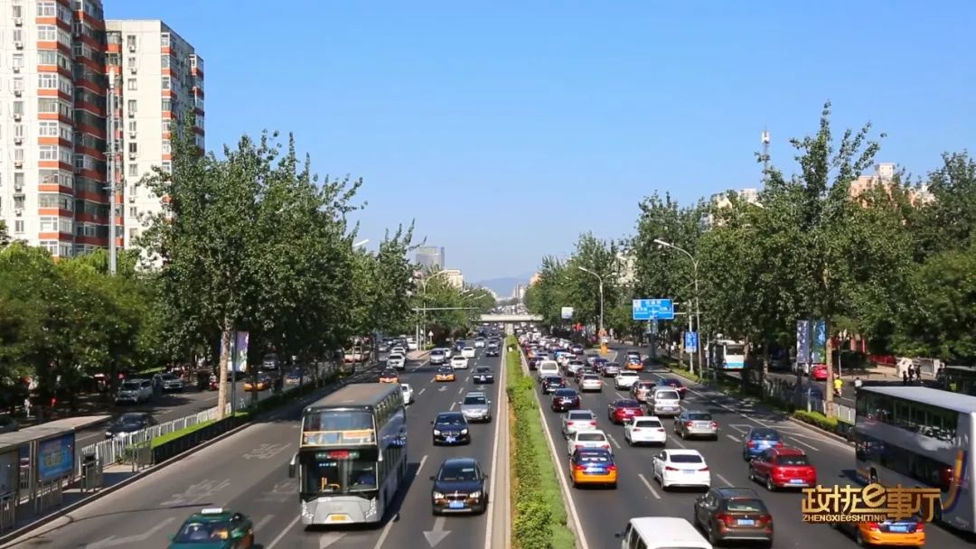 国办：便利绿色项目跨境融资 稳步扩大跨境私募股权投资基金外汇管理政策试点范围