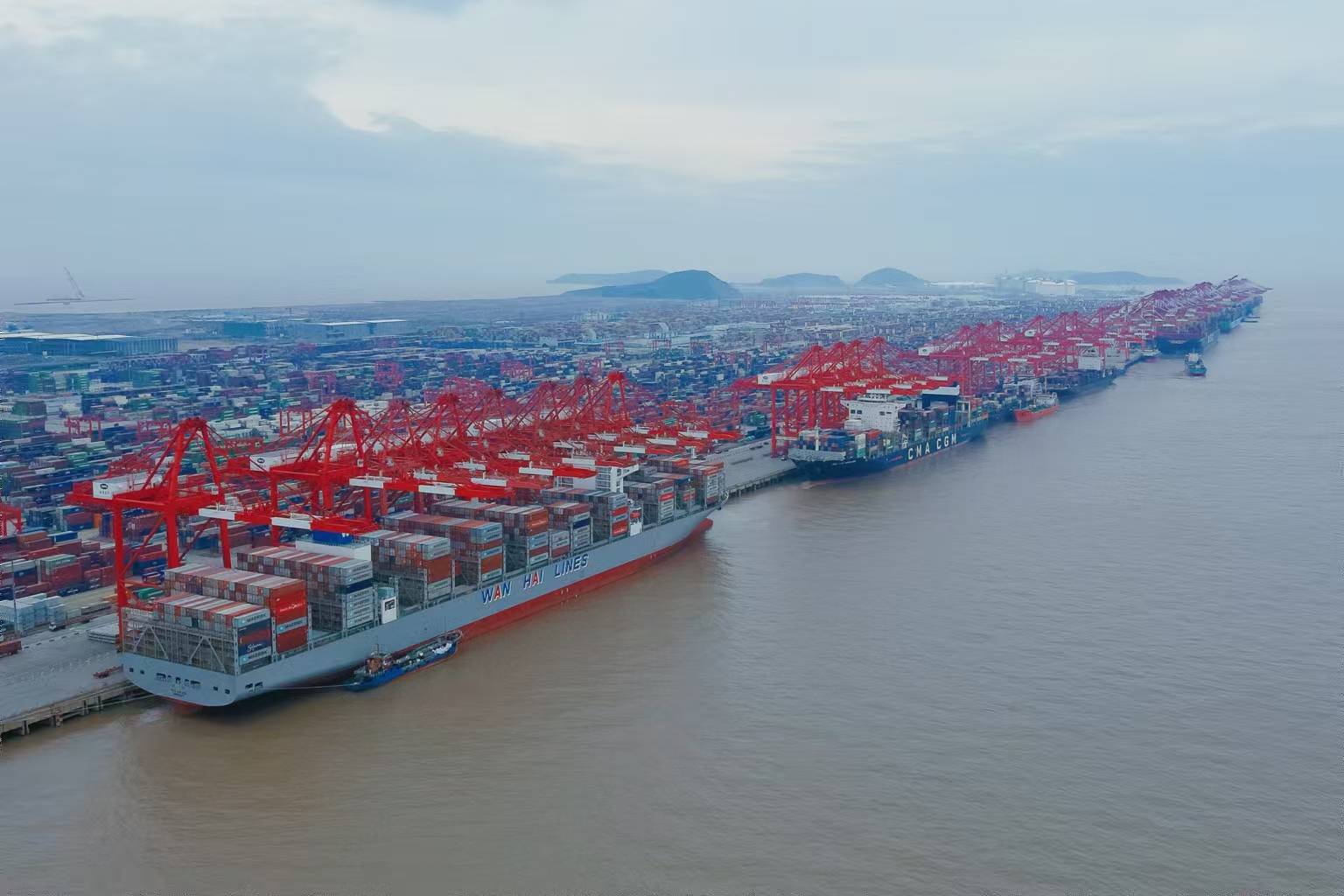 上海航运交易所：出口集装箱运输市场继续调整 多数航线运价下行