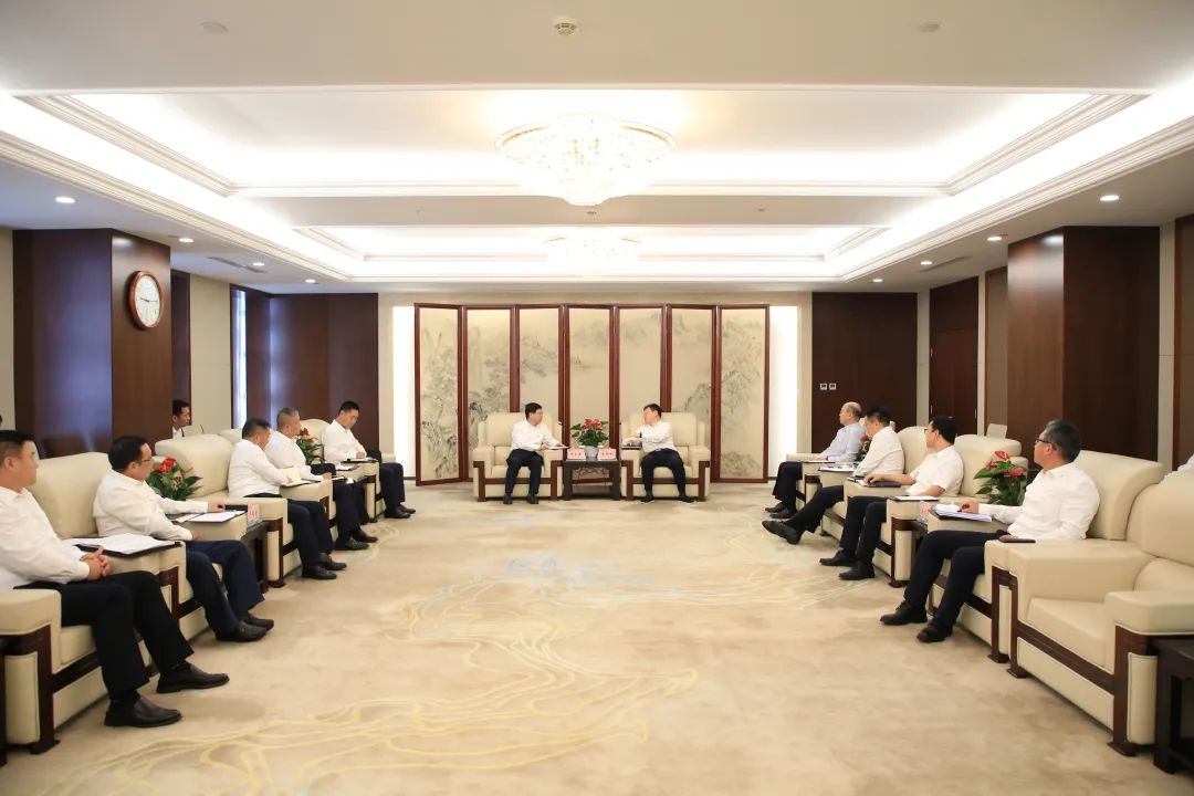 国投集团战略发展部副主任邓谦接受审查调查