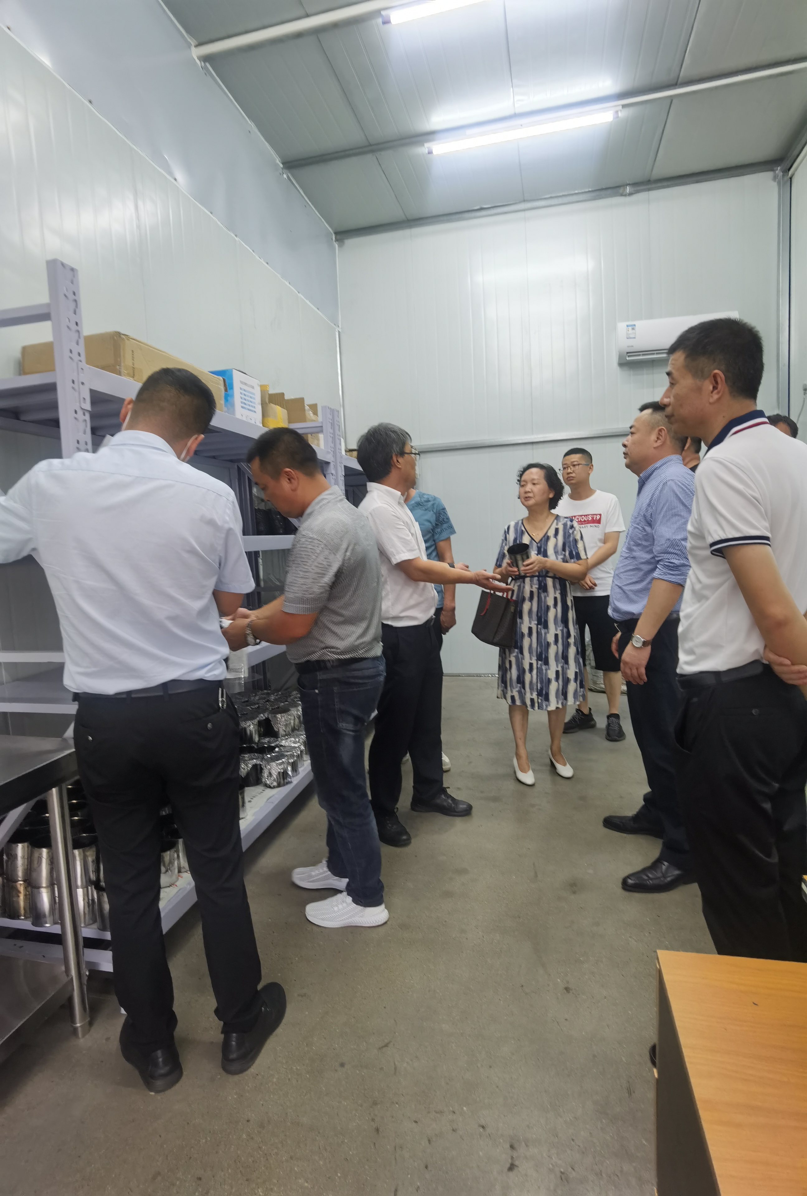 新安洁等在湖北成立新材料科技公司