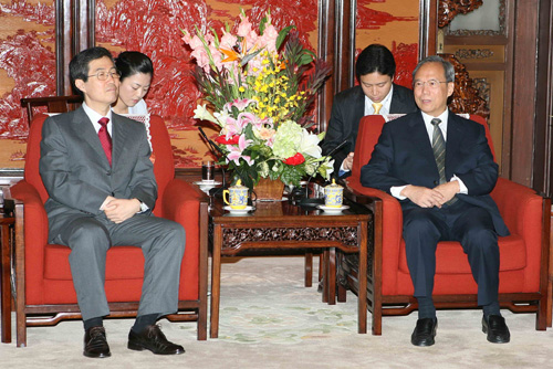 韩国副总理兼教育部长李周浩任韩国代总统