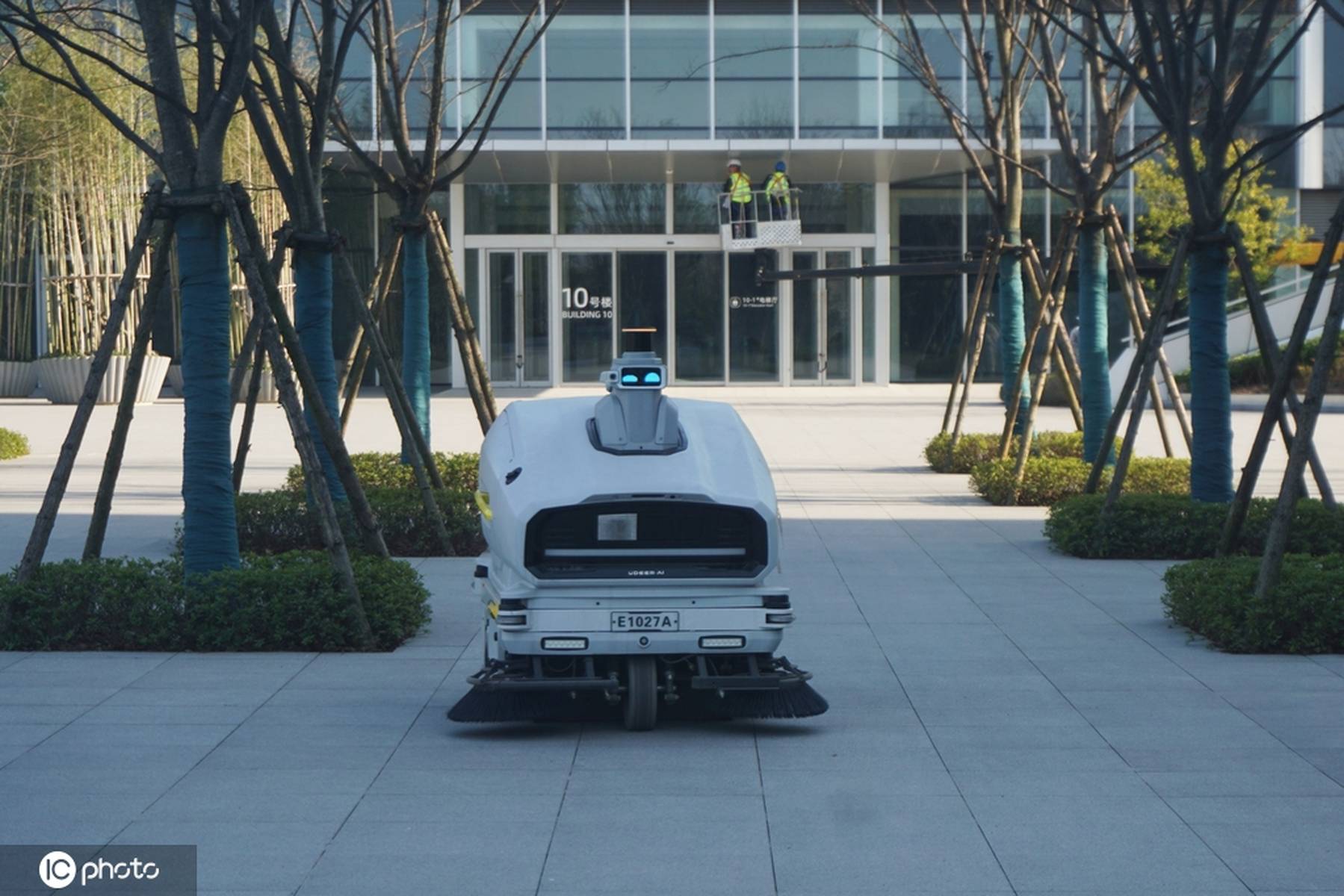 宇树科技牵手传化智联等公司 打造杭州具身智能中试基地