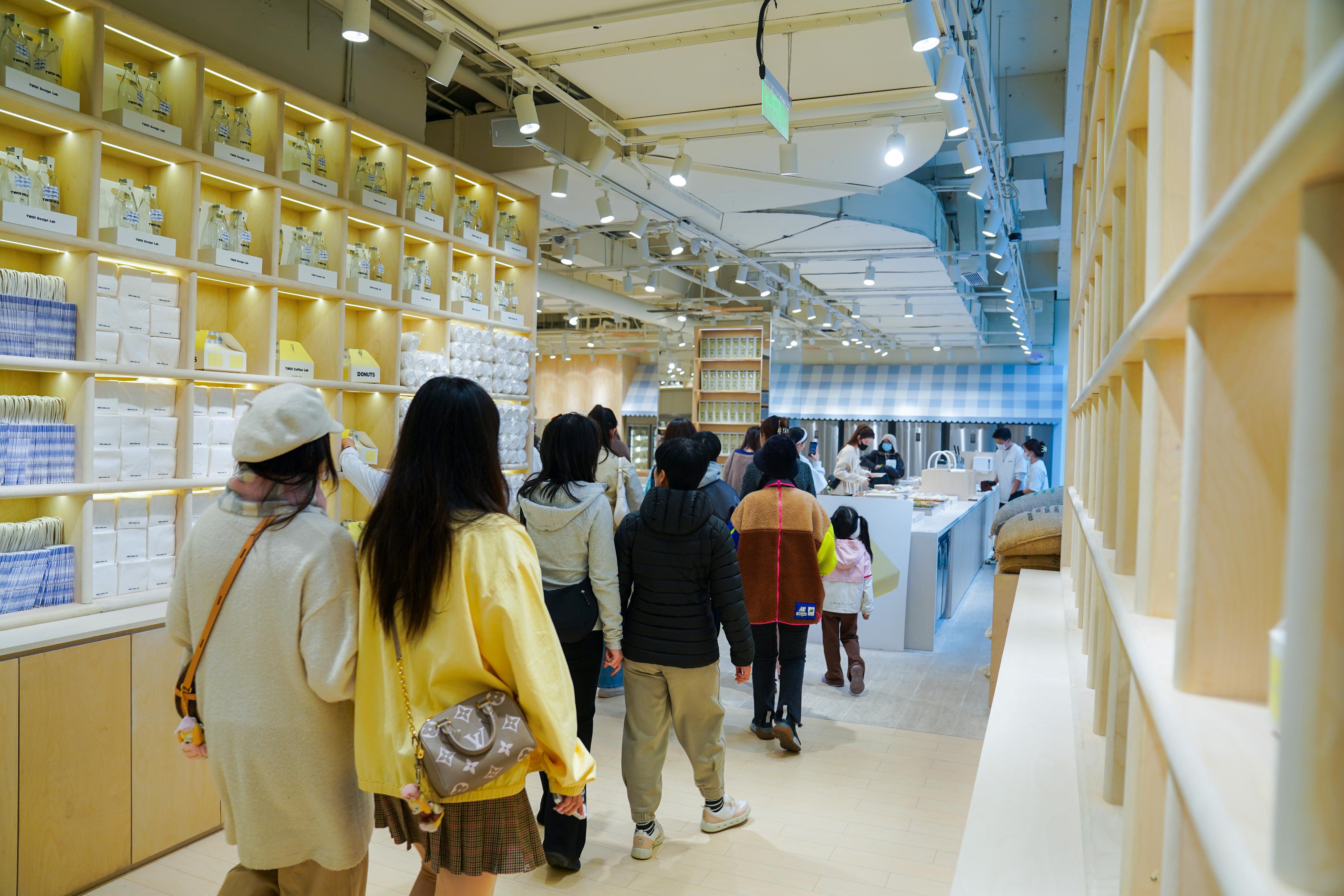 时报观察｜拥抱潮玩“新”势力 引领青年消费新潮流