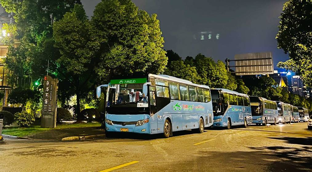 千机闪耀成都夜空，共鉴携程Envision.2025全球合作伙伴欢迎盛典