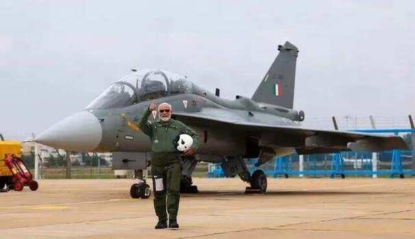 刚刚，首次承认！印度：战机被击落！