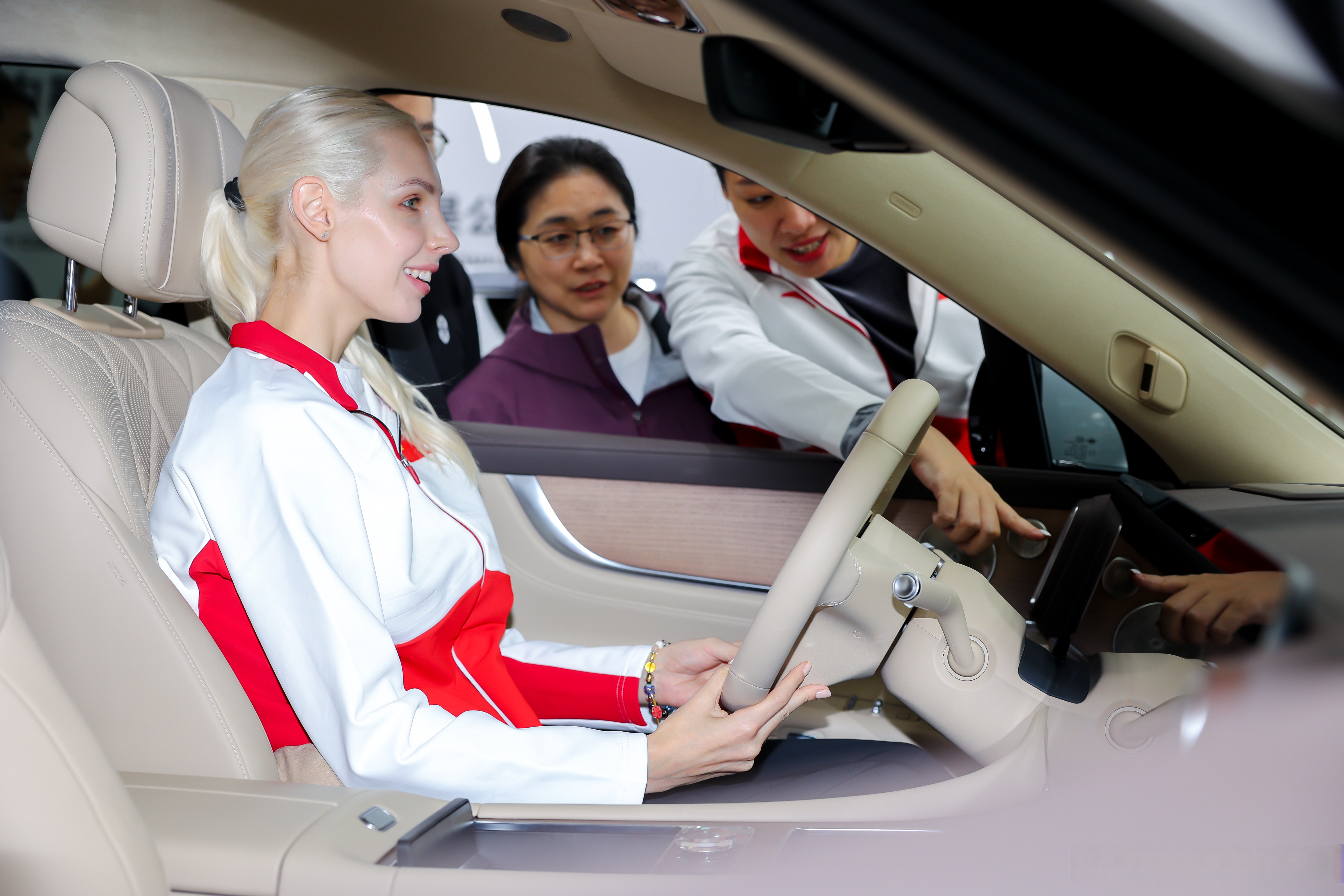 【公告精选】赛力斯5月新能源汽车销量同比增17%；四维图新与阿里云签署战略合作框架协议