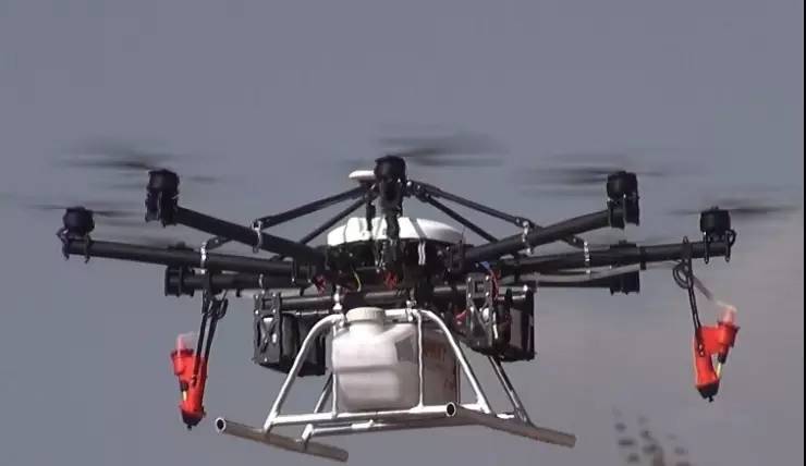 显盈科技:公司与大疆和美团无人机的合作正常进行中