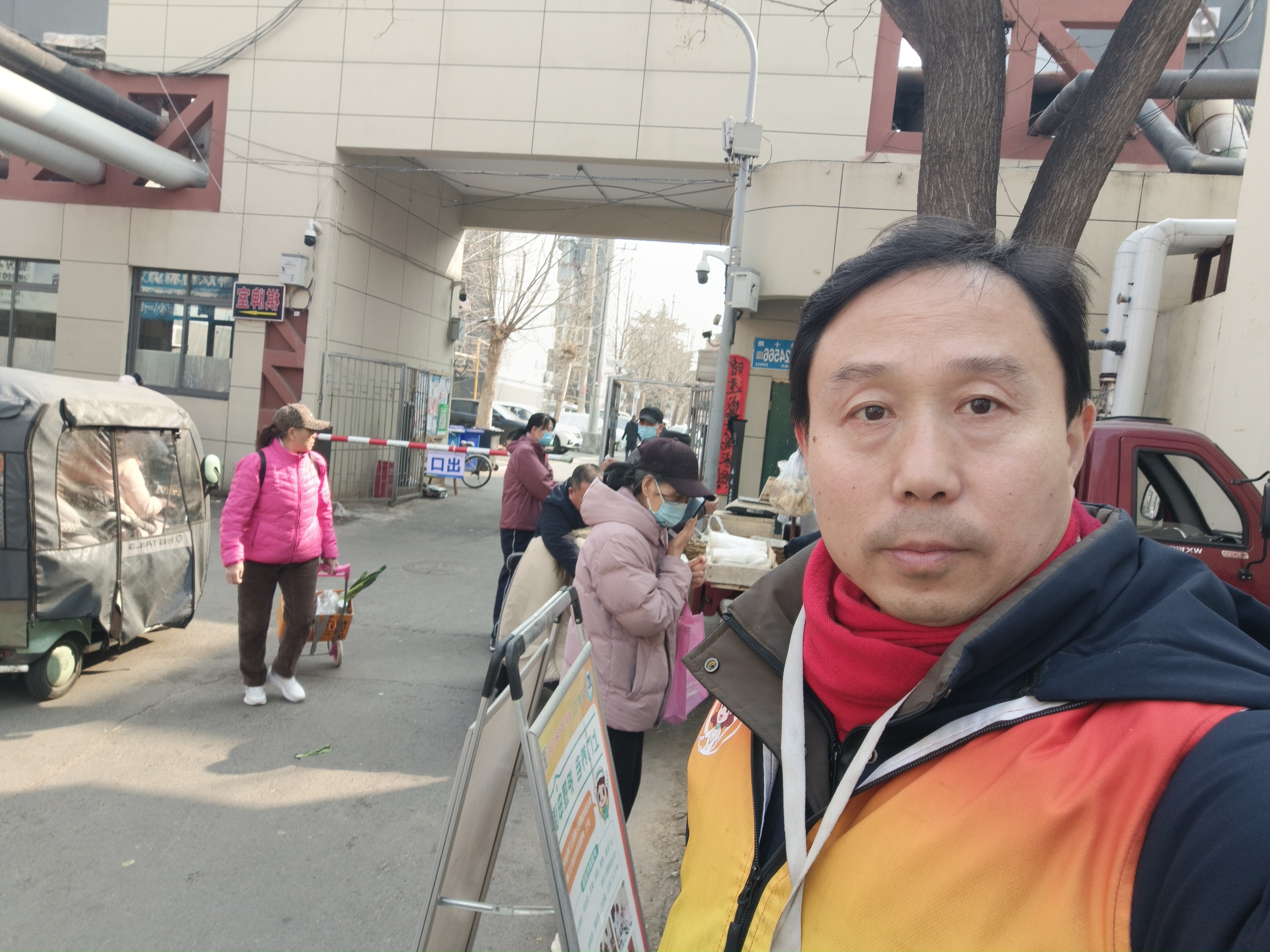 中办、国办：完善社会保险、社会福利、税收等方面支持家庭发展政策