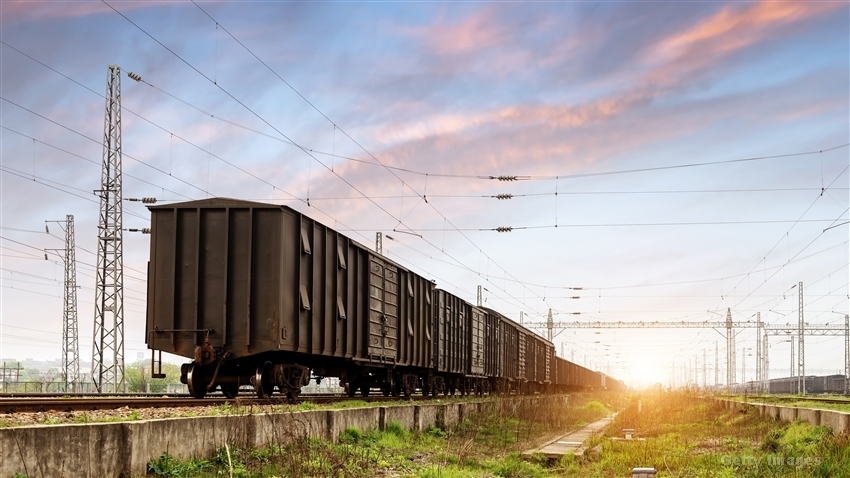 大秦铁路现2笔大宗交易 总成交金额2741.17万元