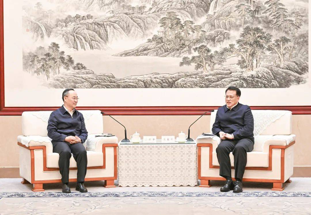 金融监管总局局长李云泽：合力构建金融高水平开放新格局