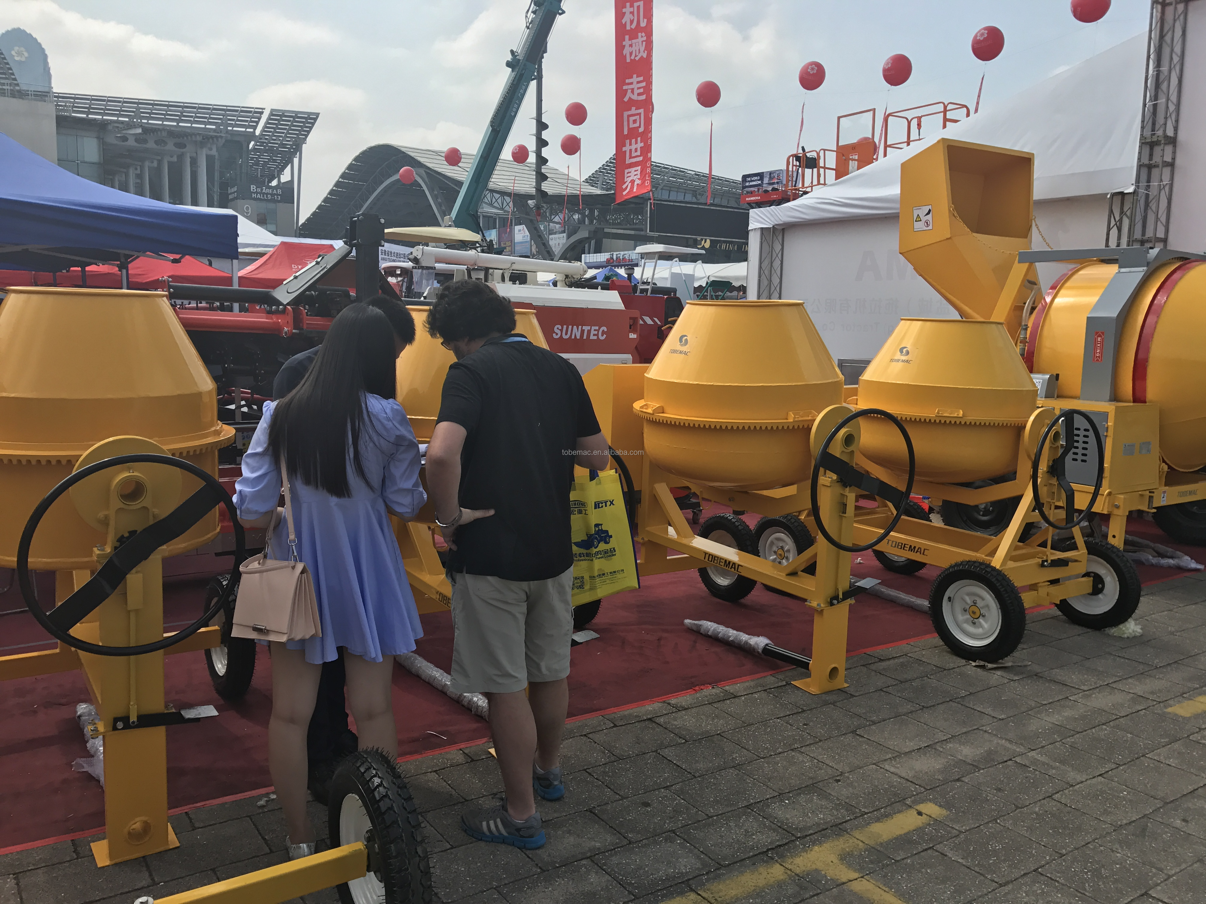 加纳汽油价格降至每升11.77塞地