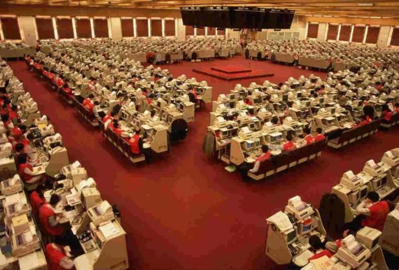 李小加“闯关”港交所！