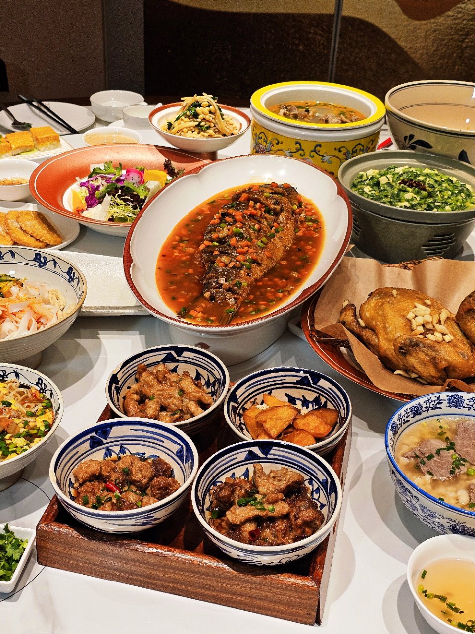 寻味之旅深拓广延 144城3091家餐厅上榜2025大众点评“必吃榜”