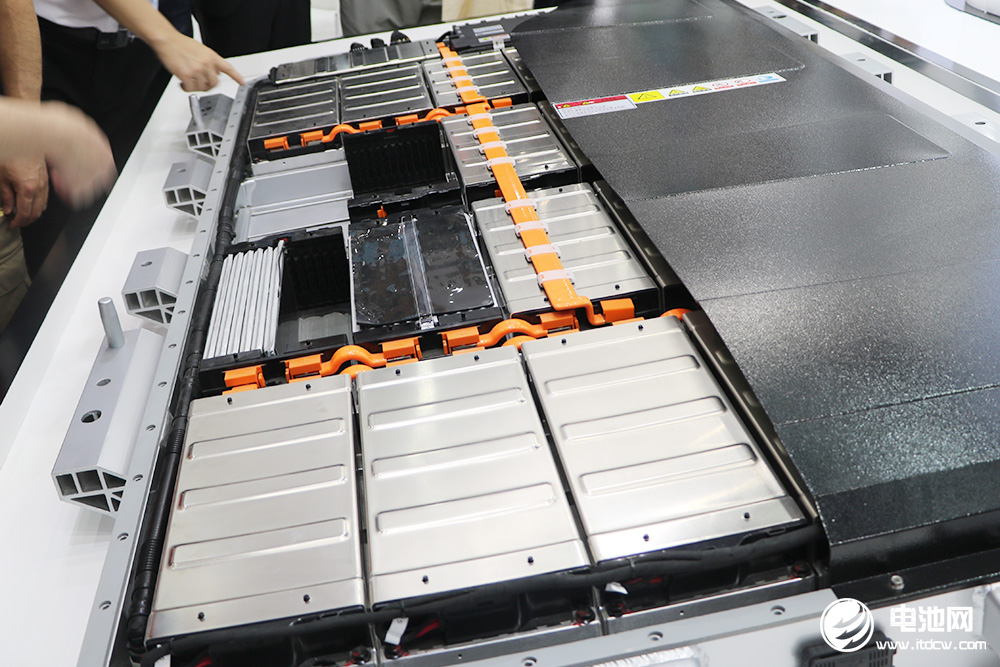 亿纬锂能获得发明专利授权：“一种电池包控制电路和电池包”