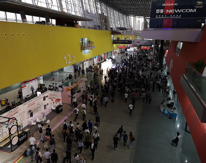 The Canton Fair in the Eyes of a British Scholar: Let the World Share China's Opportunities