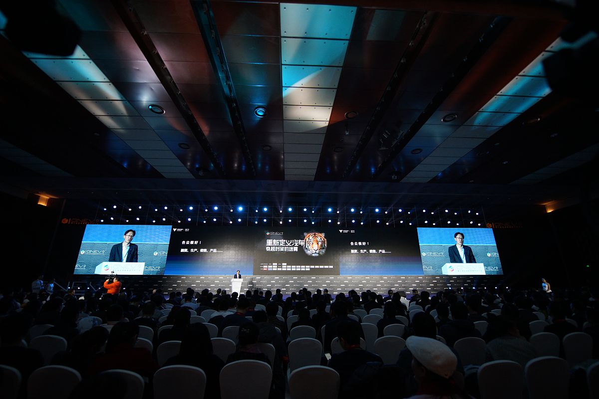 比亚迪回应“什么是媲美L4级的智能泊车辅助”