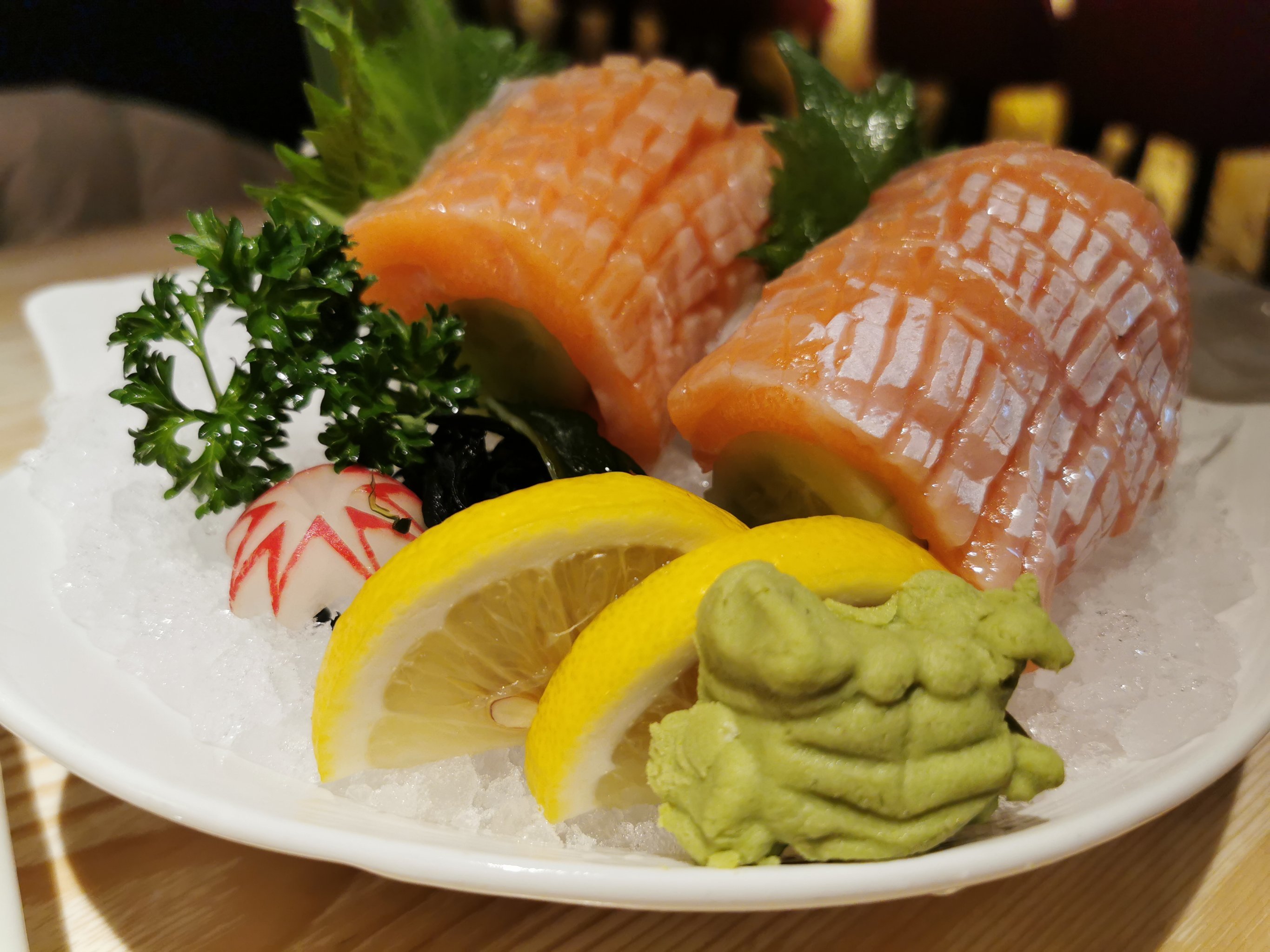 何颖总领事一行考察帝王三文鱼、泰利集团和皮克花生酱等企业