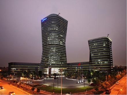 华友钴业大宗交易成交48.47万股 成交额1851.55万元