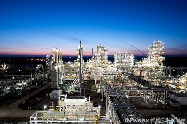 万润股份：公司暂无碳硅负极产品