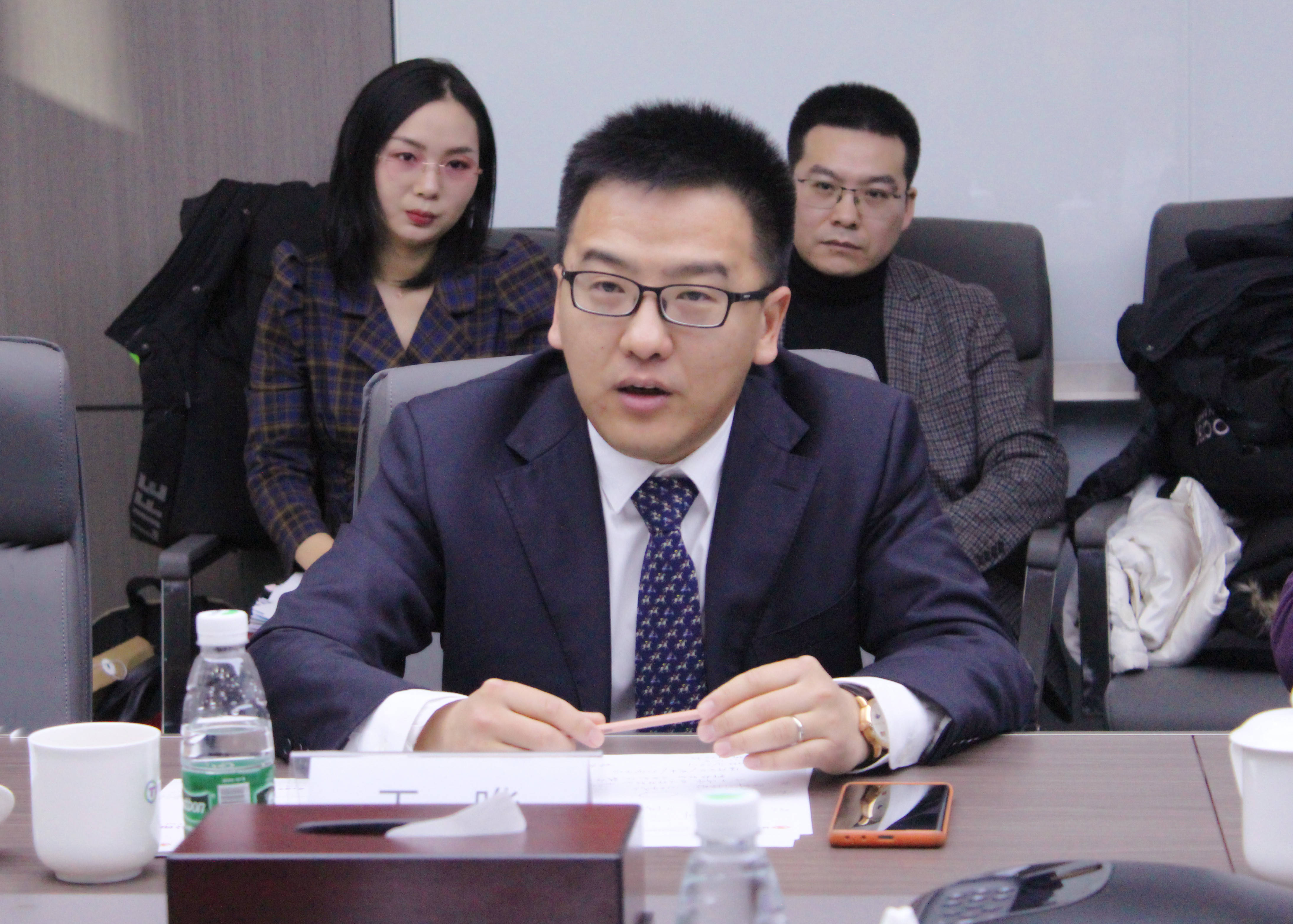 国网新源控股有限公司增资扩股项目签约