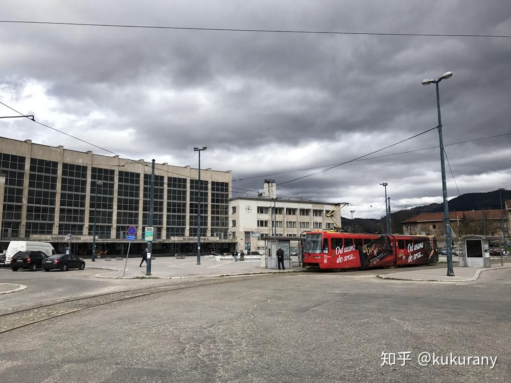 东南欧商业领袖峰会暨颁奖典礼在萨拉热窝举行