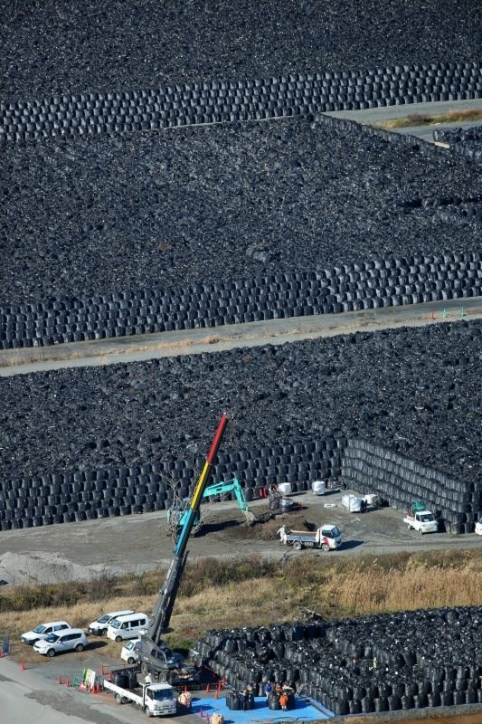 实探｜今日看点，上海这场会AI含量拉满、机器人成分爆表！