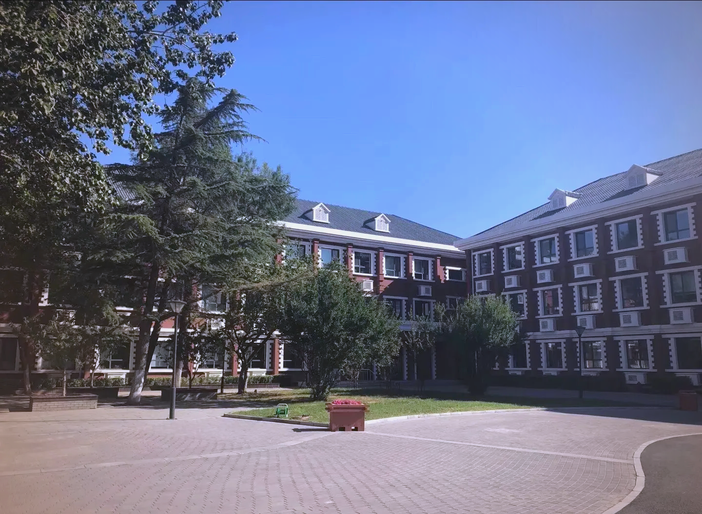 迅捷兴携手南开大学启动“电子鼻+电子皮肤”双模感知项目