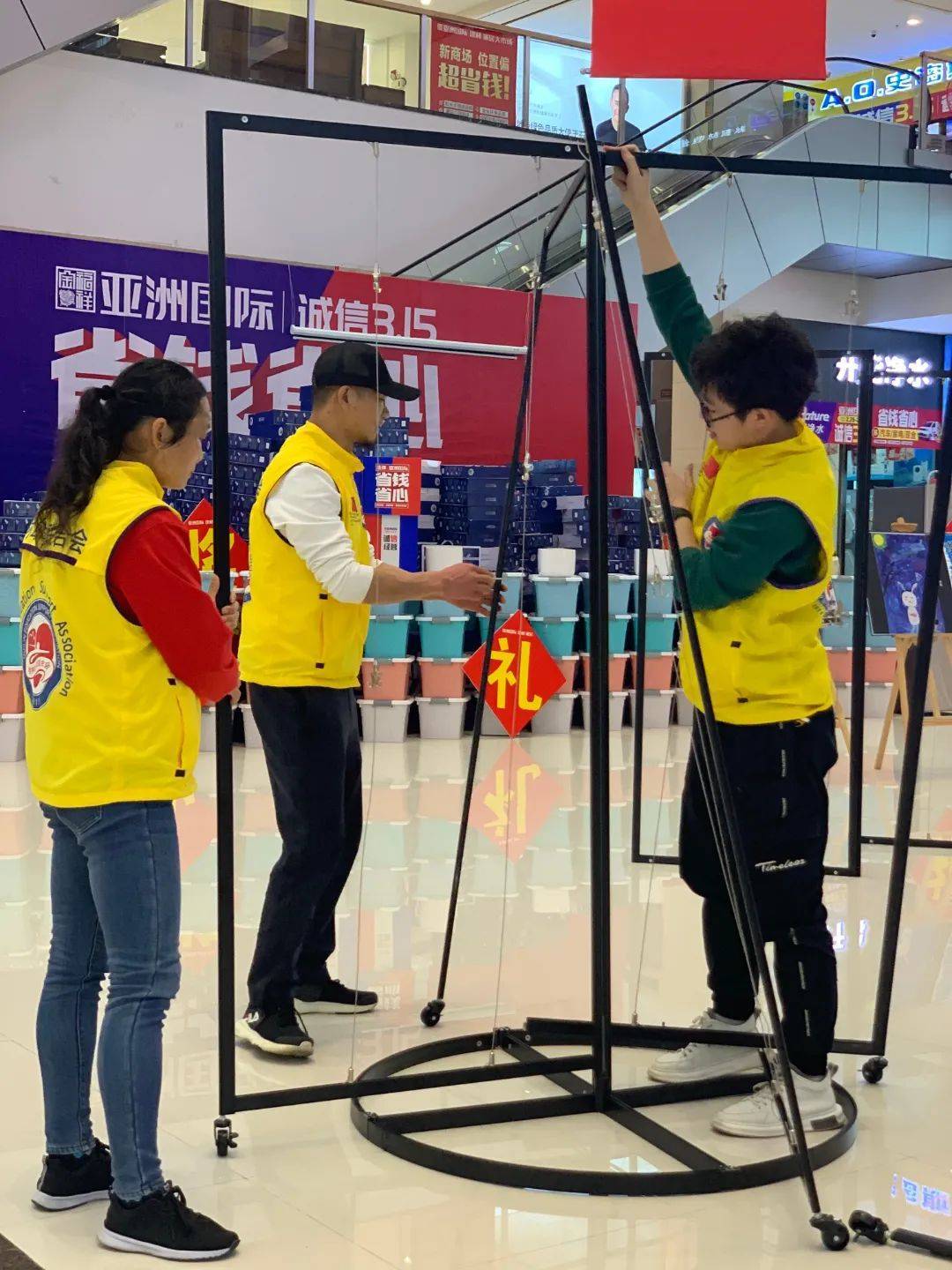 明星公司机构调研热度高 头部企业频频释放暖意