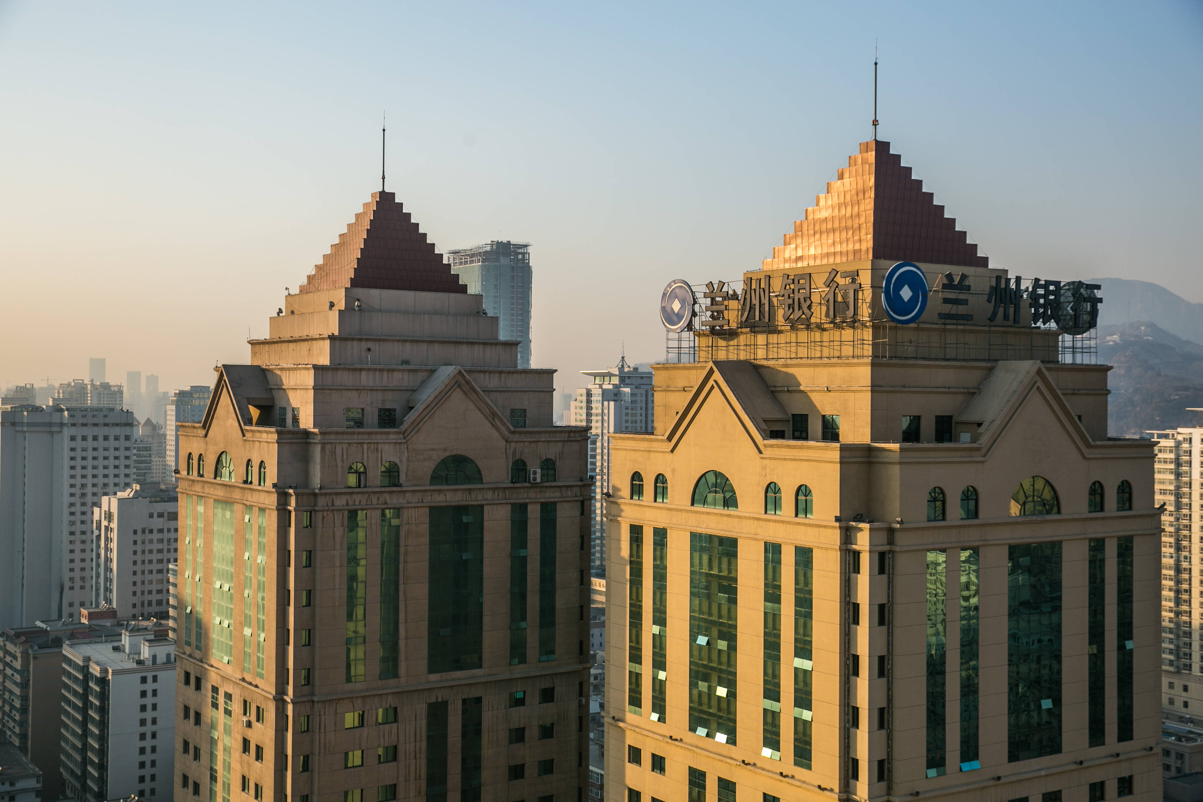 甘肃银行非信贷类不良处置加速