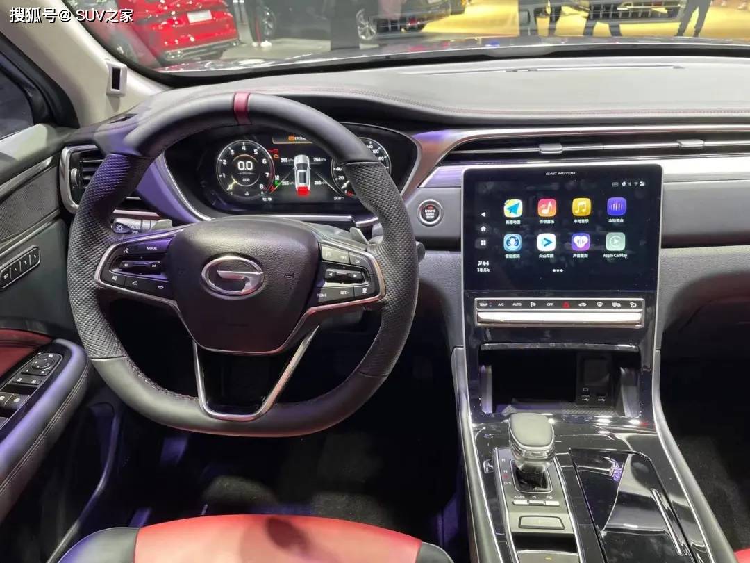 宸展光电：鸿通科技主要业务为制造及销售车载智能座舱设备