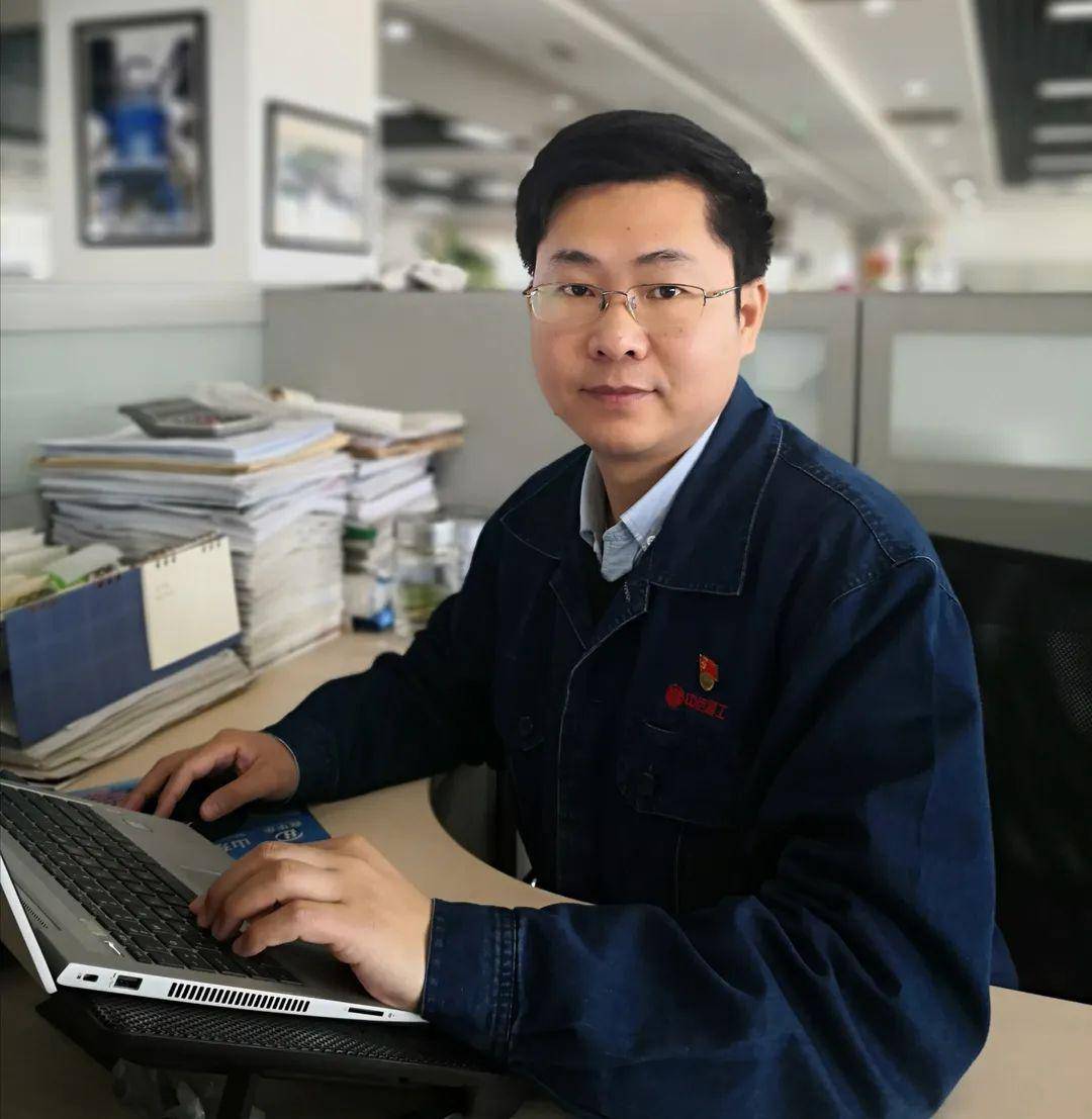 中信重工披露总额4000元(美元)的对外担保,被担保方为中信重工工程技术有限责任公司