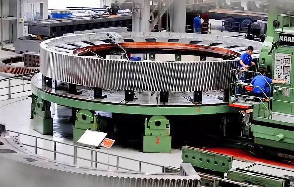 中信重工披露总额4000元(美元)的对外担保,被担保方为中信重工工程技术有限责任公司