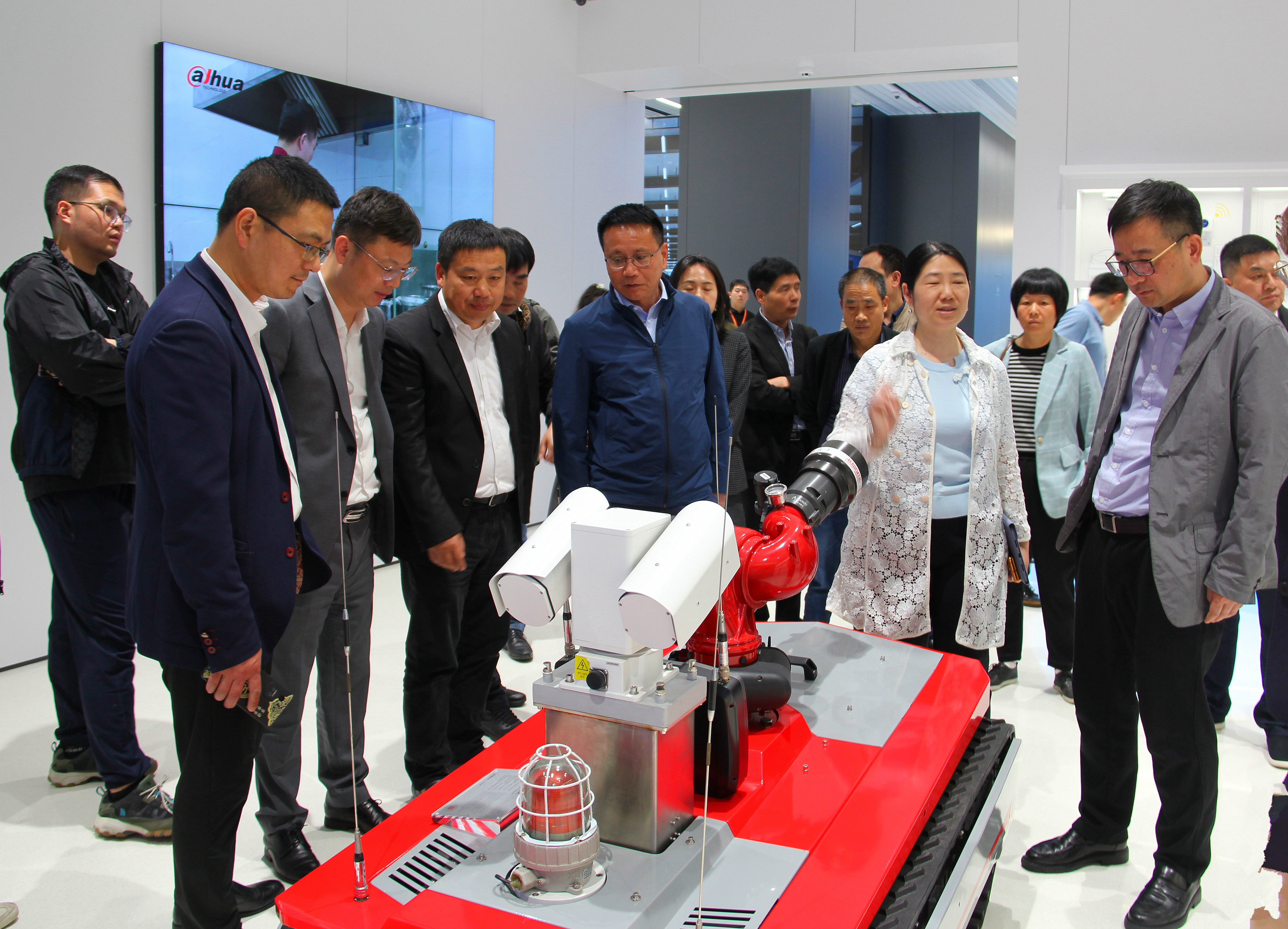 雅达股份等成立数字能源技术公司,含半导体相关业务