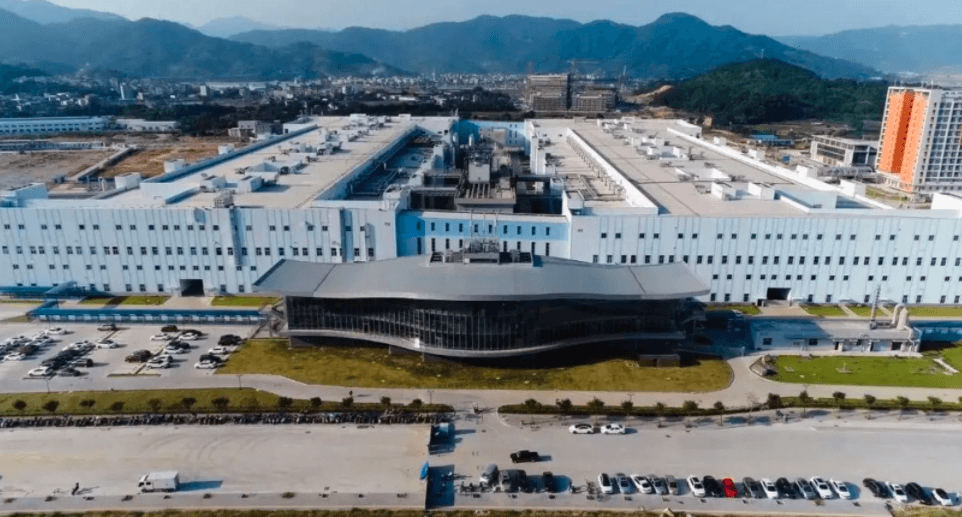 阿尔及利亚在新油气法框架下推进重点能源和矿业项目布局