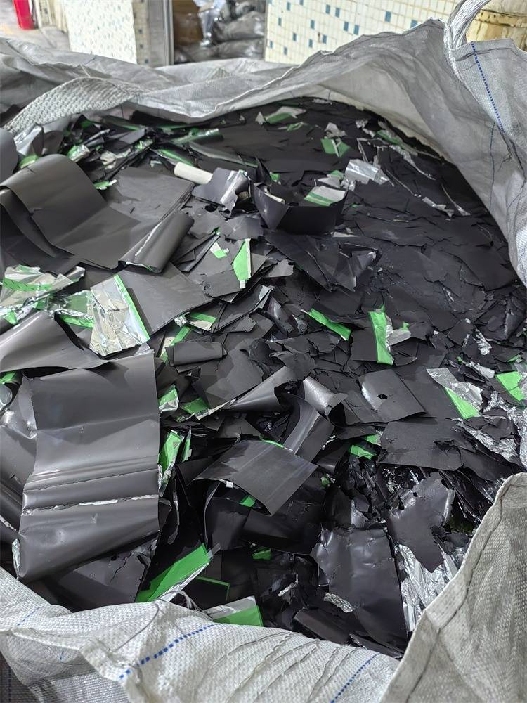 全链条管理废旧动力电池回收利用