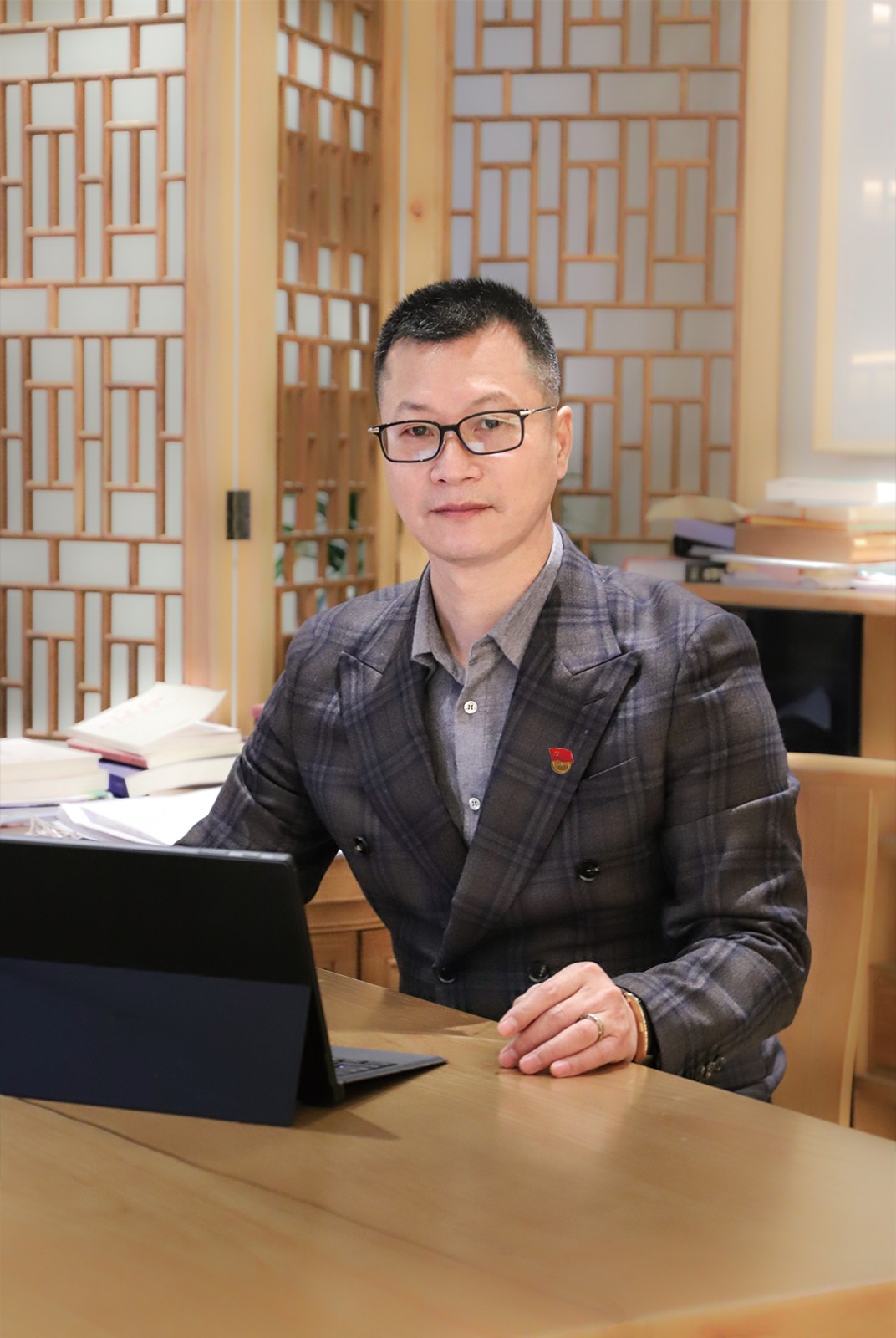 子公司礼尚信息新业务“踩雷”引发连锁减值，安正时尚2025年预亏超1.3亿