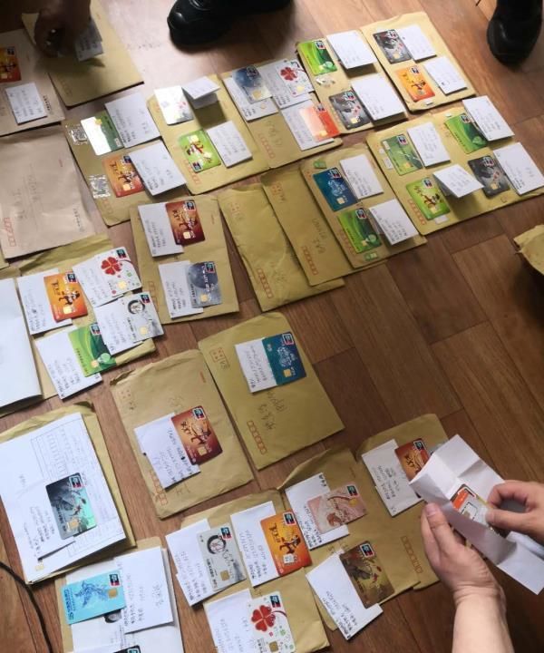 女子患癌，为筹钱治病卖掉劳力士手表，收到16万元后银行账户被冻结！警方：系电诈涉案资金，暂无法解封，“毕竟法大于情”