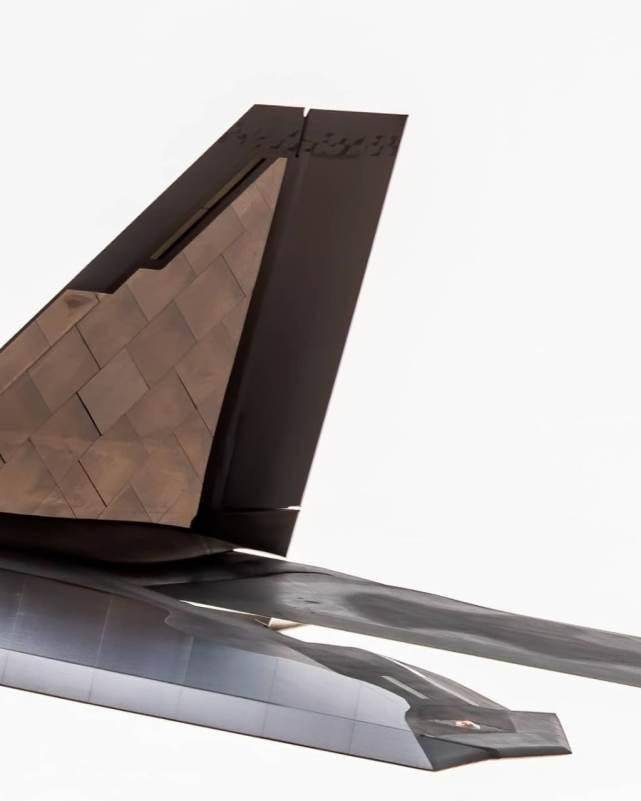 航材股份获得发明专利授权:“一种光学镜面注射成型模具及制造方法”