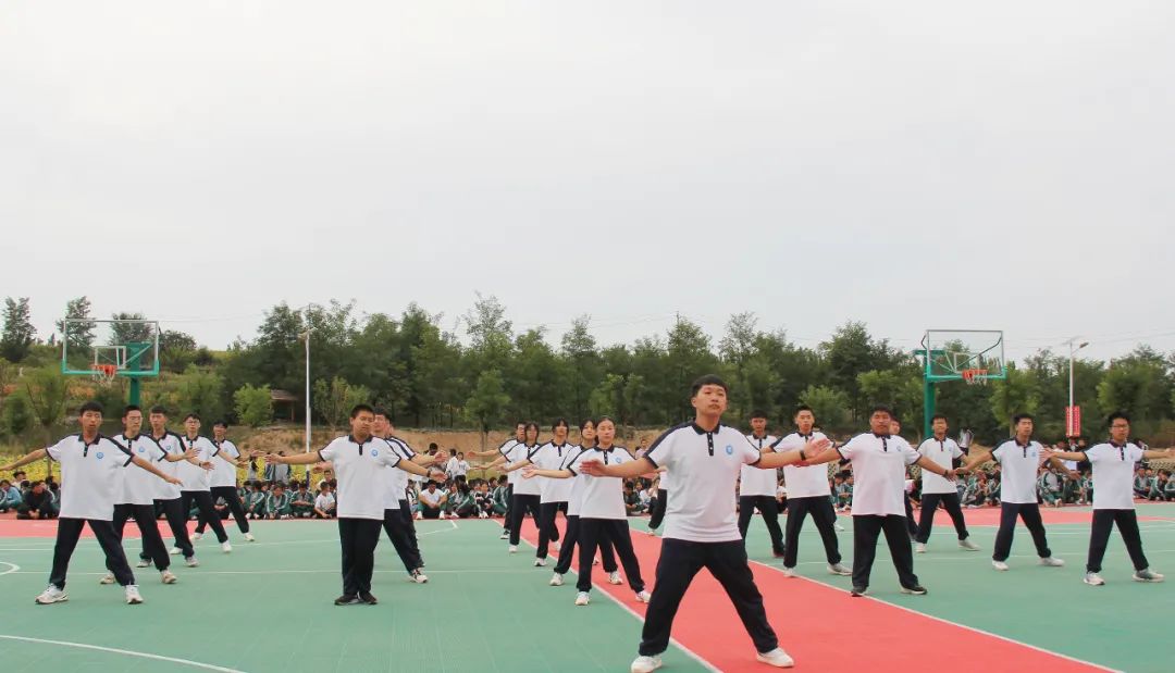 东中西部协同推进学校“阳光体育”活动启动