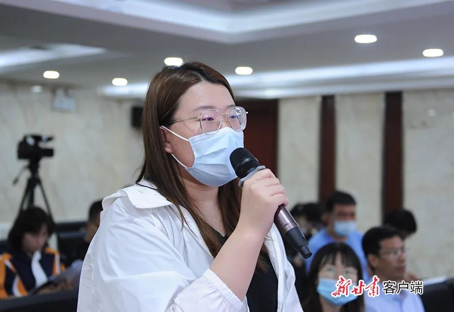 宏景科技：截至2026年1月20日，公司持有人总户数为32,618户