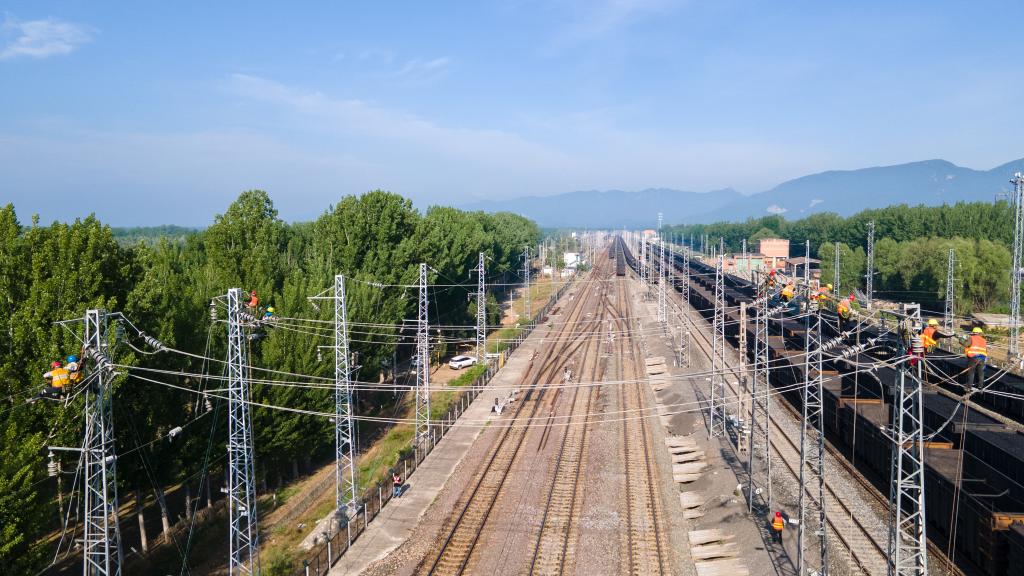 大秦铁路获得实用新型专利授权:“一种铁路接触网钢支柱防腐涂料结构”