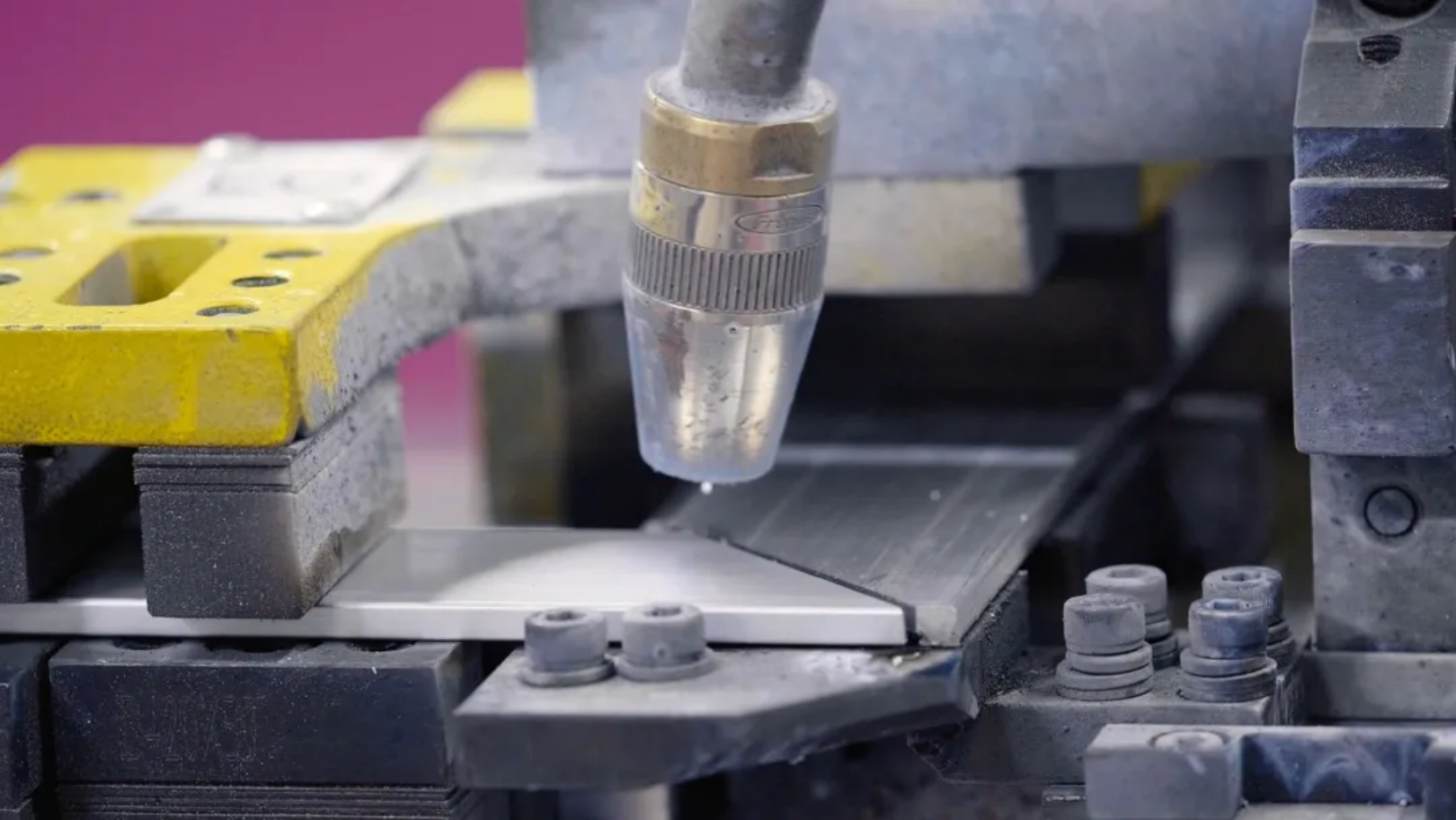 东安动力获得实用新型专利授权：“一种外挂移动式柔性拧紧工作站”