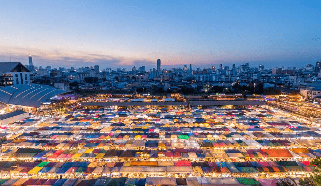 期货市场彻底火了！单月猛增4000亿，机构积极入场，发生了什么？