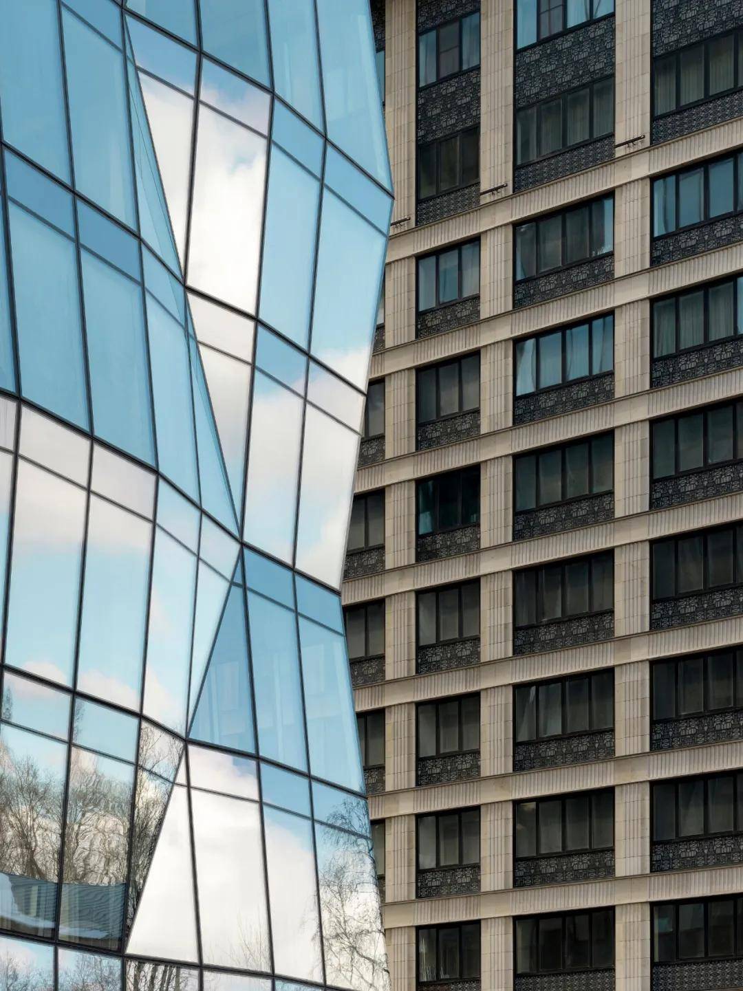 亚厦股份获得发明专利授权：“一种适用于低层高建筑的减震吊顶结构及其安装方法”