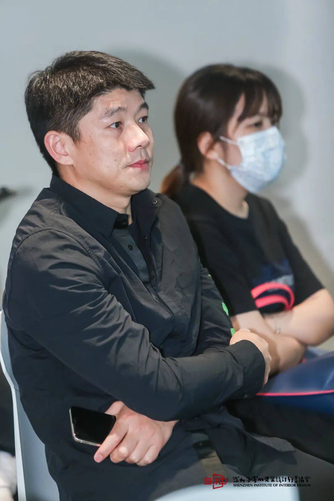 华联控股：通过中保清源汇海产业基金参股深圳聚能和珠海聚能