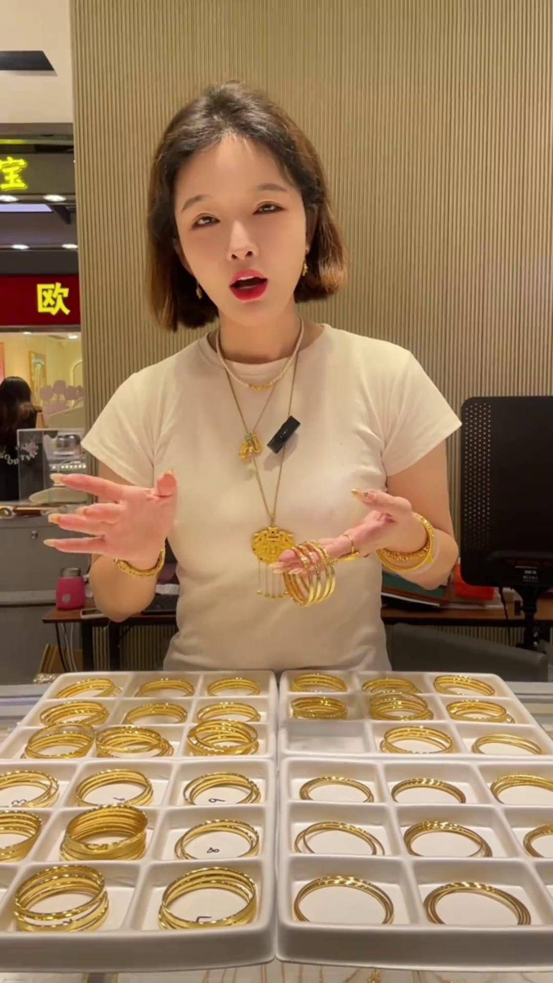 春节水贝市场“买买买”:黄金走俏,白银溢价高